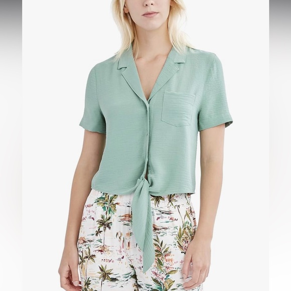 BCBGeneration Womens Relaxed Short Sleeve Pocket Button
Down Tie Front Top - Picture 3 of 7